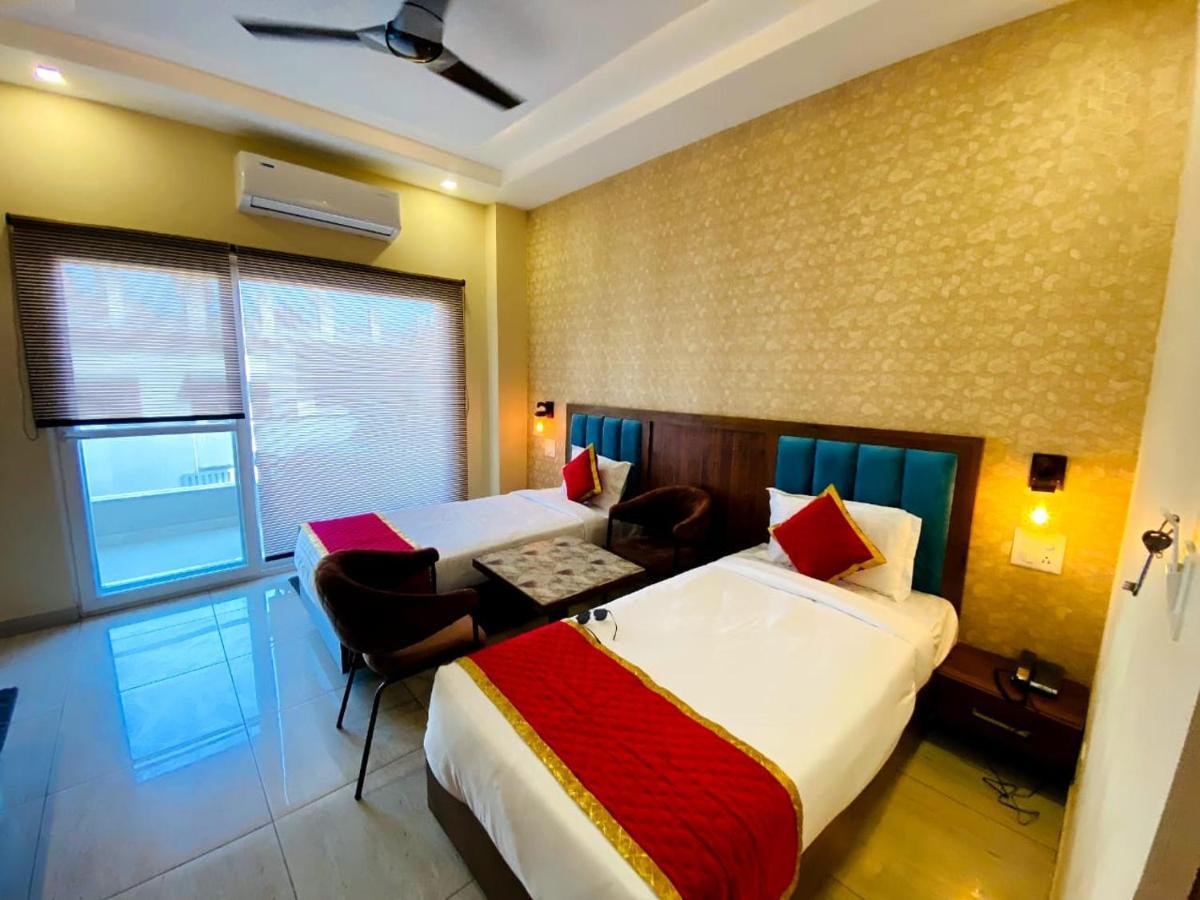 Hotel Singla Residency カングラ エクステリア 写真